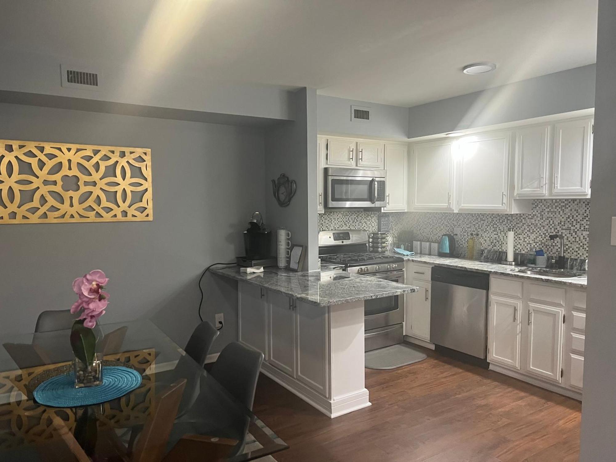 Apartment Turquoise Gem
